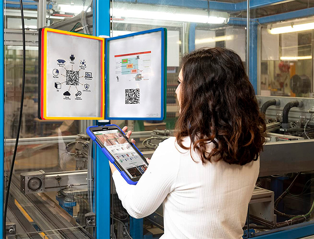 PORTACATALOGO DE PARED PLASTICO LIDERPAPEL CON 10 FUNDAS DIN A4 COLORES SURTIDOS