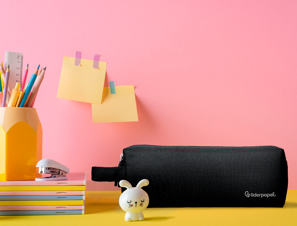 ESTUCHE PORTATODO LIDERPAPEL CLASSIC RECTANGULAR CON ASA 2 CREMALLERAS 210 X80MM NEGRO